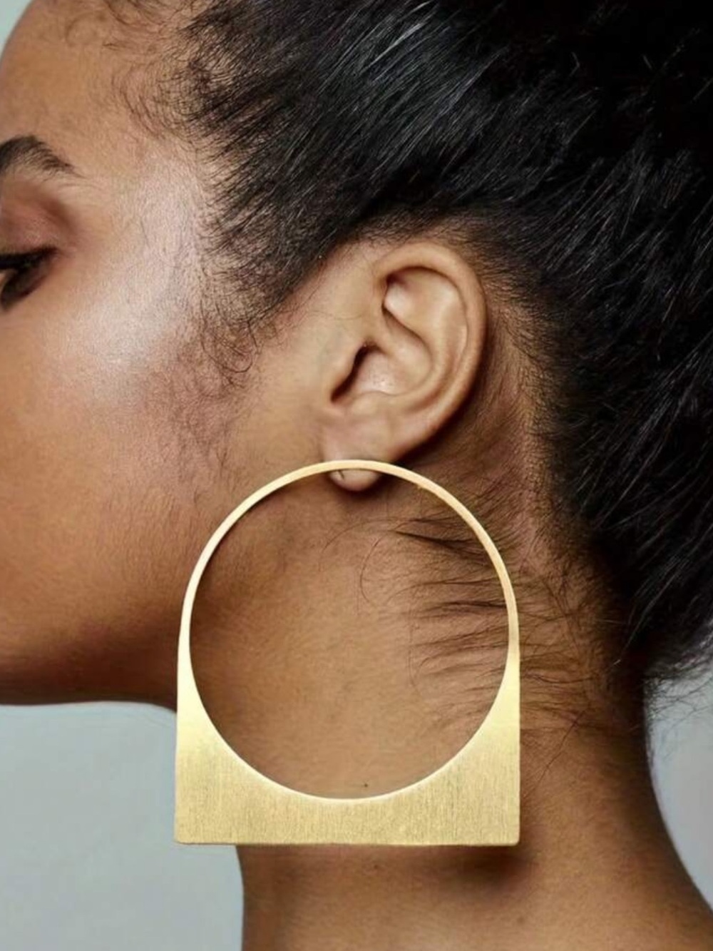 Gold Arc Hoop Earrings R656
